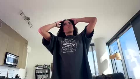 the_isa_bella online show from 20, 12, 2025