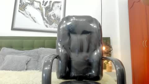 Snapshot of the_mark_king chatting on 12, 5, 2026 T H E M A R K K I N G online show from 12, 5, 2026