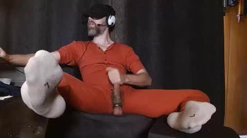Blue and Red online show from 11, 5, 2026