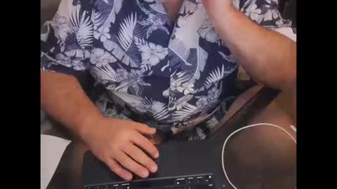 The Bear King online show from 12, 10, 2025