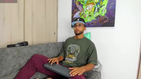 Snapshot of theblack_frank chatting on 2, 12, 2025 theblack_frank online show from 2, 12, 2025