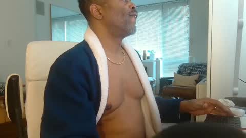 Snapshot of theblacklordmaster chatting on 5, 2, 2025 theblacklordmaster online show from 5, 2, 2025