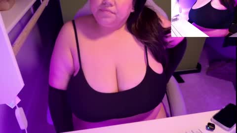 TheBouncingBetty online show from 26, 4, 2026