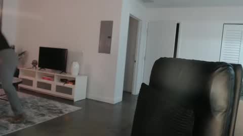 Snapshot of thecaramelldoll chatting on 23, 1, 2025 thecaramelldoll online show from 23, 1, 2025