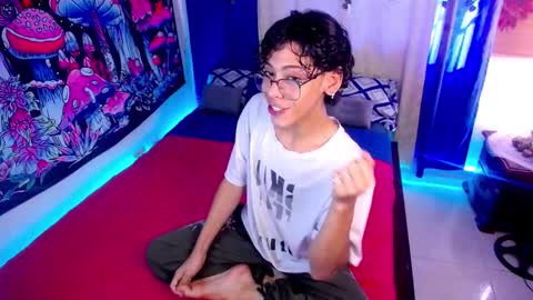 Snapshot of thedoll_ethan chatting on 17, 2, 2026 ethan online show from 17, 2, 2026