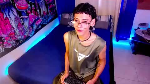 Snapshot of thedoll_ethan chatting on 16, 3, 2026 ethan online show from 16, 3, 2026