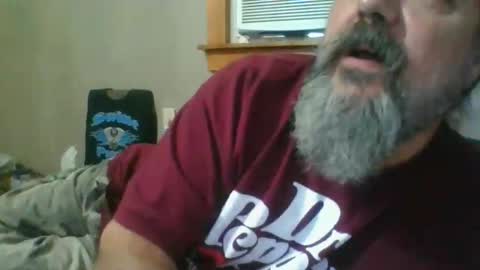 Snapshot of thedonkey4x4 chatting on 17, 10, 2025 thedonkey4x4 online show from 17, 10, 2025