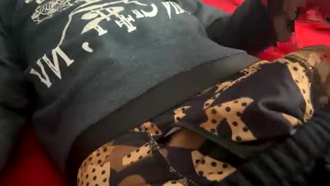 Snapshot of thee304slayer chatting on 31, 10, 2025 thee304slayer online show from 31, 10, 2025