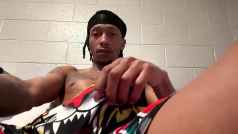 Snapshot of thee304slayer chatting on 26, 11, 2025 thee304slayer online show from 26, 11, 2025