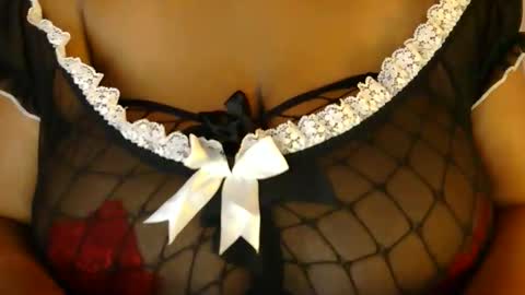 Thee Bustiest Bella online show from 17, 1, 2026