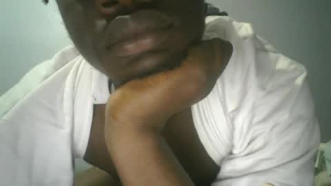 Snapshot of theejonnybravo chatting on 12, 7, 2026 theejonnybravo online show from 12, 7, 2026