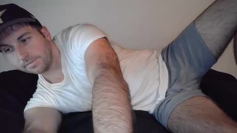 Snapshot of theetwohander chatting on 22, 4, 2026 Theetwohander online show from 22, 4, 2026