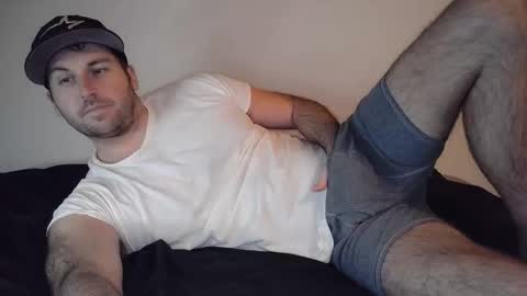 Snapshot of theetwohander chatting on 1, 5, 2026 Theetwohander online show from 1, 5, 2026