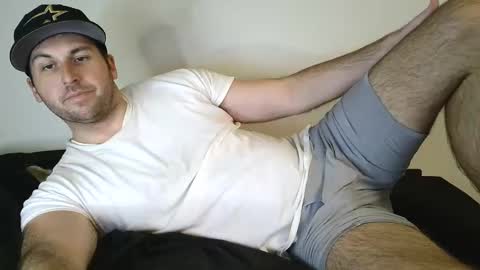 Snapshot of theetwohander chatting on 7, 5, 2026 Theetwohander online show from 7, 5, 2026