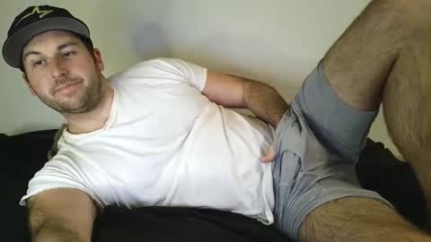 Snapshot of theetwohander chatting on 9, 5, 2026 Theetwohander online show from 9, 5, 2026