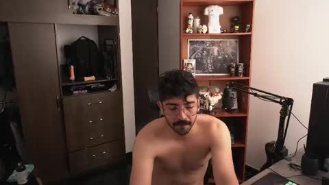 Wolf Independent model online show from 25, 4, 2026