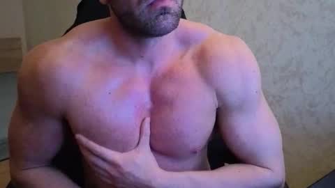 Snapshot of thefitgiant chatting on 1, 12, 2025 Vince online show from 1, 12, 2025