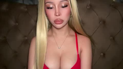 Snapshot of thegreat_legacy chatting on 18, 4, 2026 Elle dont forget to folloW me and thumbs up online show from 18, 4, 2026