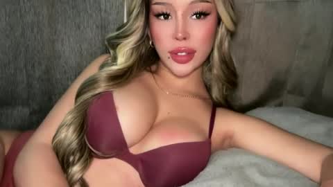 Snapshot of thegreat_legacy chatting on 14, 7, 2026 Elle dont forget to folloW me and thumbs up online show from 14, 7, 2026