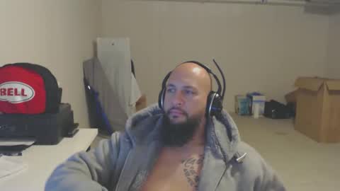 Snapshot of thehawaiian93 chatting on 15, 12, 2025 thehawaiian93 online show from 15, 12, 2025