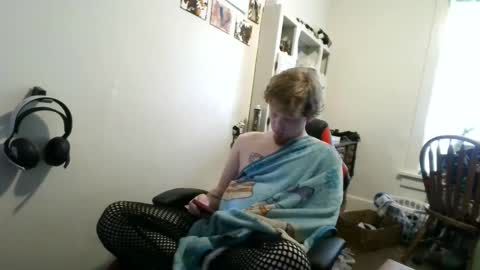 fuzzyfox online show from 14, 2, 2026