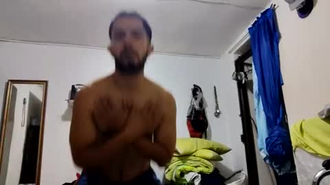 Snapshot of thehousedog chatting on 6, 2, 2025 thehousedog online show from 6, 2, 2025