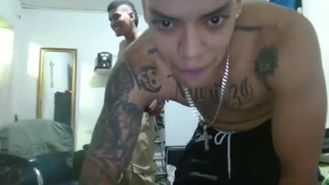 Snapshot of thehousedog chatting on 1, 3, 2025 thehousedog online show from 1, 3, 2025