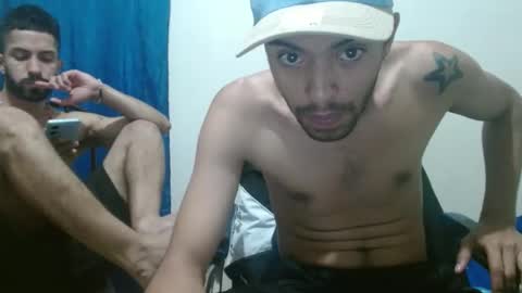 Snapshot of thehousedog chatting on 5, 3, 2025 thehousedog online show from 5, 3, 2025