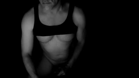 Snapshot of thehungmantis chatting on 21, 9, 2025 thehungmantis online show from 21, 9, 2025