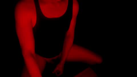 Snapshot of thehungmantis chatting on 21, 11, 2025 thehungmantis online show from 21, 11, 2025