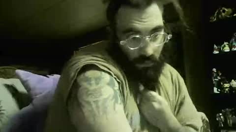 Snapshot of theironbulll chatting on 2, 12, 2025 Iron online show from 2, 12, 2025