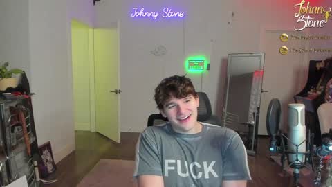 Snapshot of thejohnnystone chatting on 13, 12, 2024 Johnny Stone online show from 13, 12, 2024