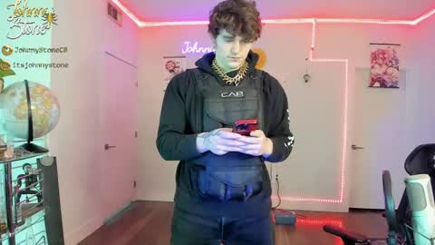 Snapshot of thejohnnystone chatting on 8, 3, 2025 Johnny Stone online show from 8, 3, 2025