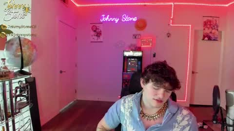 Snapshot of thejohnnystone chatting on 10, 3, 2025 Johnny Stone online show from 10, 3, 2025