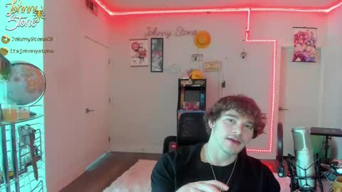 Snapshot of thejohnnystone chatting on 12, 9, 2025 Johnny Stone online show from 12, 9, 2025