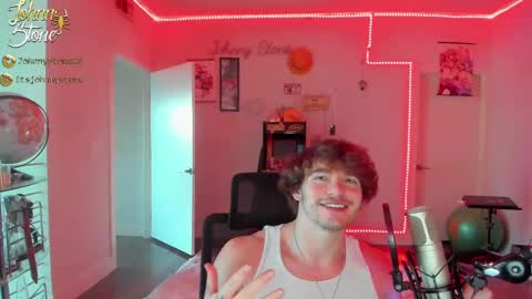 Snapshot of thejohnnystone chatting on 17, 9, 2025 Johnny Stone online show from 17, 9, 2025