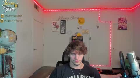 Snapshot of thejohnnystone chatting on 19, 9, 2025 Johnny Stone online show from 19, 9, 2025