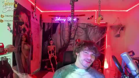 Snapshot of thejohnnystone chatting on 14, 10, 2025 Johnny Stone online show from 14, 10, 2025