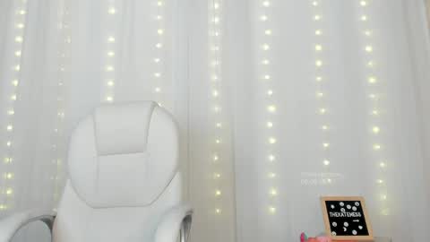 Snapshot of thekatemess_ chatting on 9, 6, 2026 Katie. Kate is the name I go by. online show from 9, 6, 2026