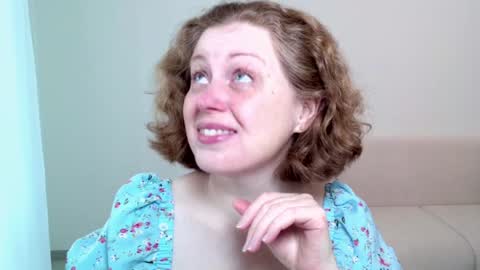 Ella online show from 10, 3, 2025