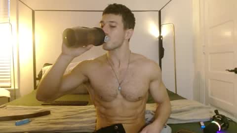 Snapshot of thelincolngrey chatting on 3, 3, 2026 Lincoln online show from 3, 3, 2026