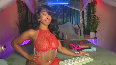 thelovelybrown online show from 22, 11, 2025