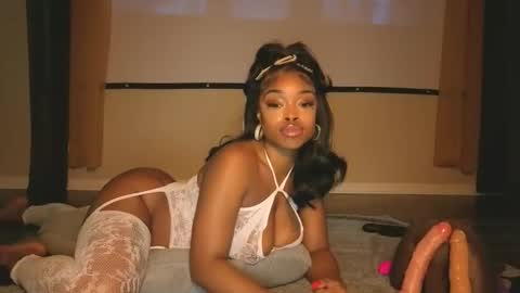 thelovelybrown online show from 24, 11, 2025