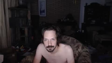 Snapshot of themagicalhippy chatting on 14, 12, 2025 Magical Hippy online show from 14, 12, 2025