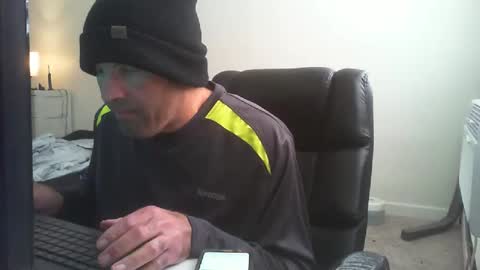 theman18951pa online show from 12, 3, 2025