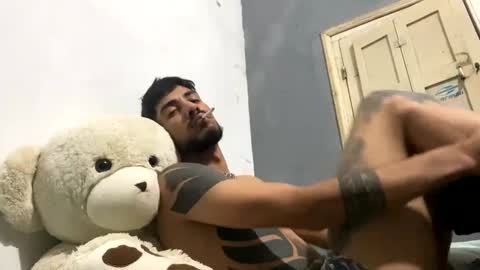 Snapshot of themarttinguyyy chatting on 10, 12, 2024 themarttinguyyy online show from 10, 12, 2024