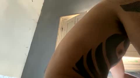 Snapshot of themarttinguyyy chatting on 24, 12, 2024 themarttinguyyy online show from 24, 12, 2024