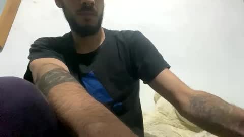 Snapshot of themarttinguyyy chatting on 24, 9, 2025 themarttinguyyy online show from 24, 9, 2025