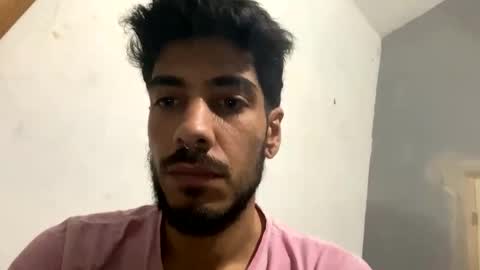 Snapshot of themarttinguyyy chatting on 28, 10, 2025 themarttinguyyy online show from 28, 10, 2025