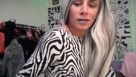 Snapshot of thematryoshka chatting on 18, 1, 2026 Lucy Lucy online show from 18, 1, 2026